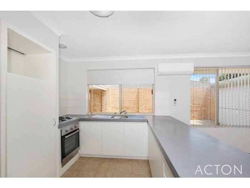 17 St Andrews Loop, Cooloongup WA 6168