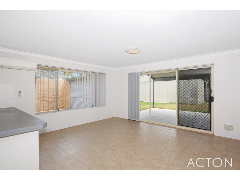 17 St Andrews Loop, Cooloongup WA 6168