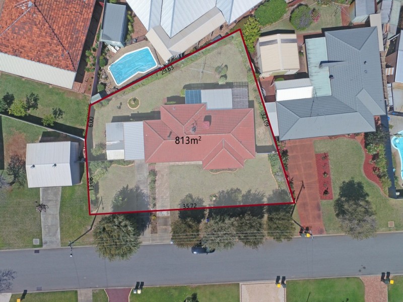 5 Curlew Street, Dudley Park WA 6210