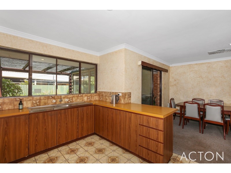 5 Curlew Street, Dudley Park WA 6210