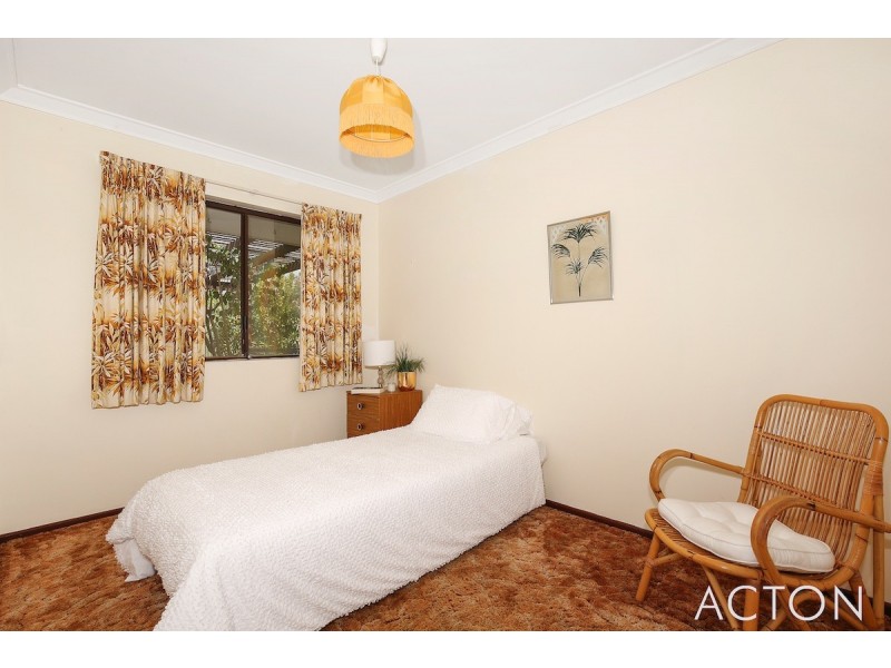 5 Curlew Street, Dudley Park WA 6210