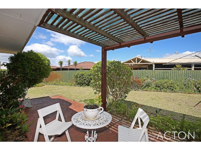 5 Curlew Street, Dudley Park WA 6210