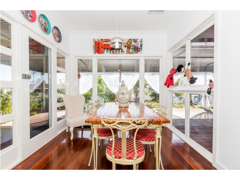 27 Kitchener Street, Dudley Park WA 6210