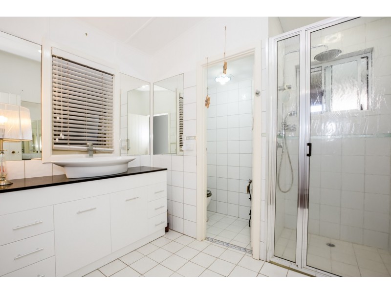 27 Kitchener Street, Dudley Park WA 6210