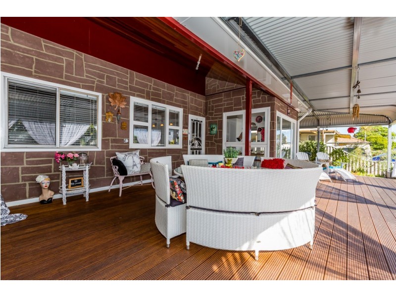 27 Kitchener Street, Dudley Park WA 6210