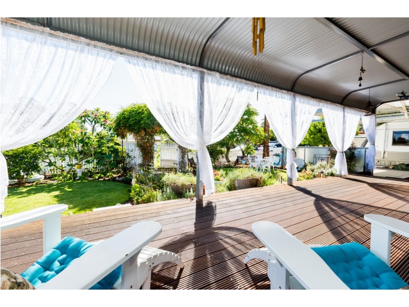 27 Kitchener Street, Dudley Park WA 6210