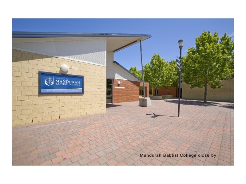 24 Jasper Way, Lakelands WA 6180