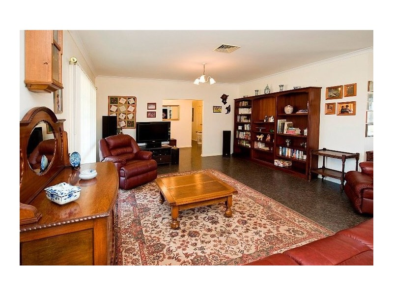 354 Jarrah Road, Hopeland WA 6125