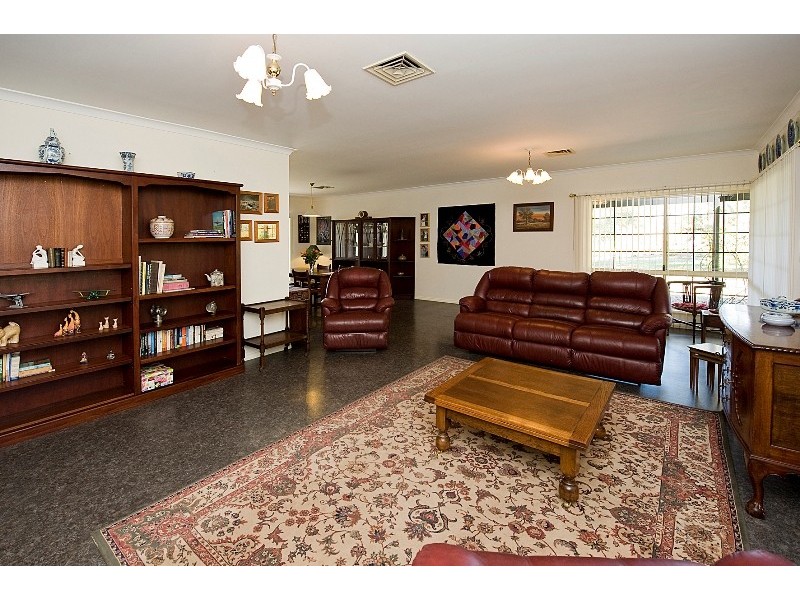 354 Jarrah Road, Hopeland WA 6125