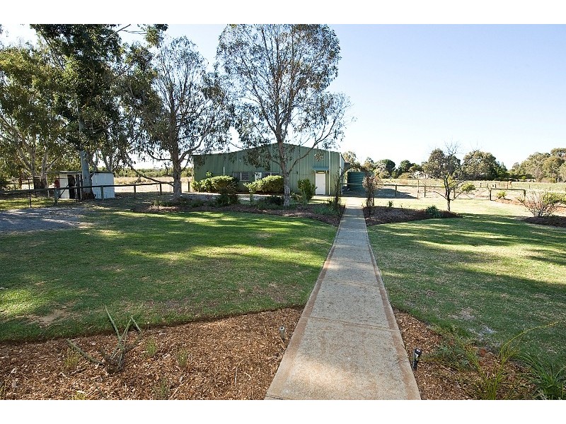 354 Jarrah Road, Hopeland WA 6125