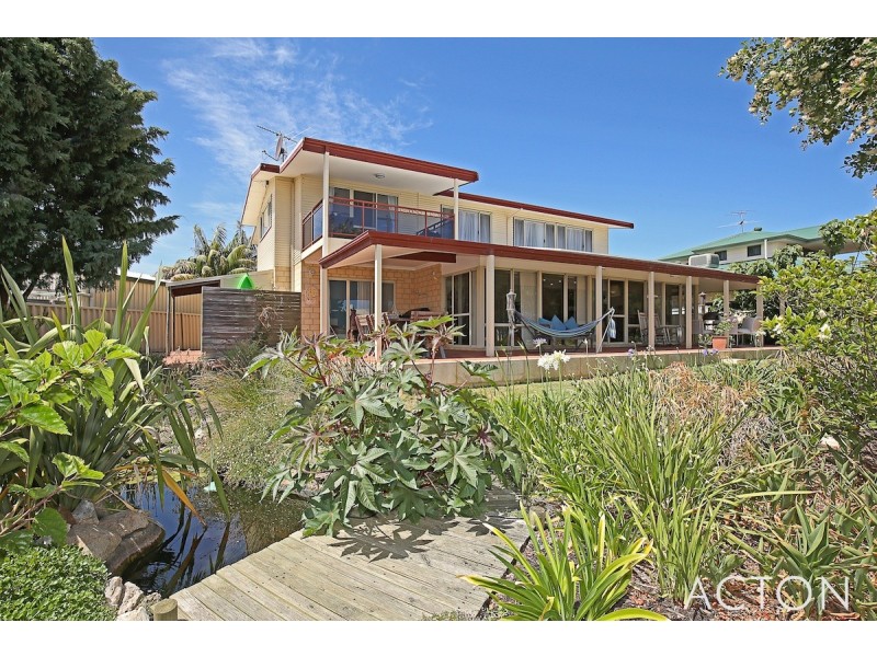 11 Chennile Vista, Halls Head WA 6210