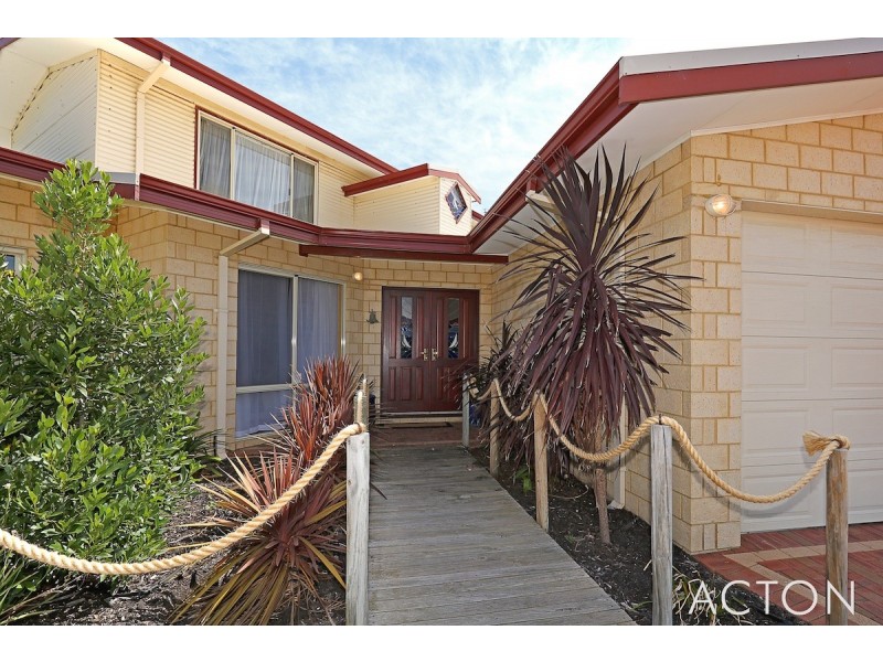 11 Chennile Vista, Halls Head WA 6210