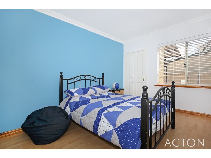 11 Chennile Vista, Halls Head WA 6210