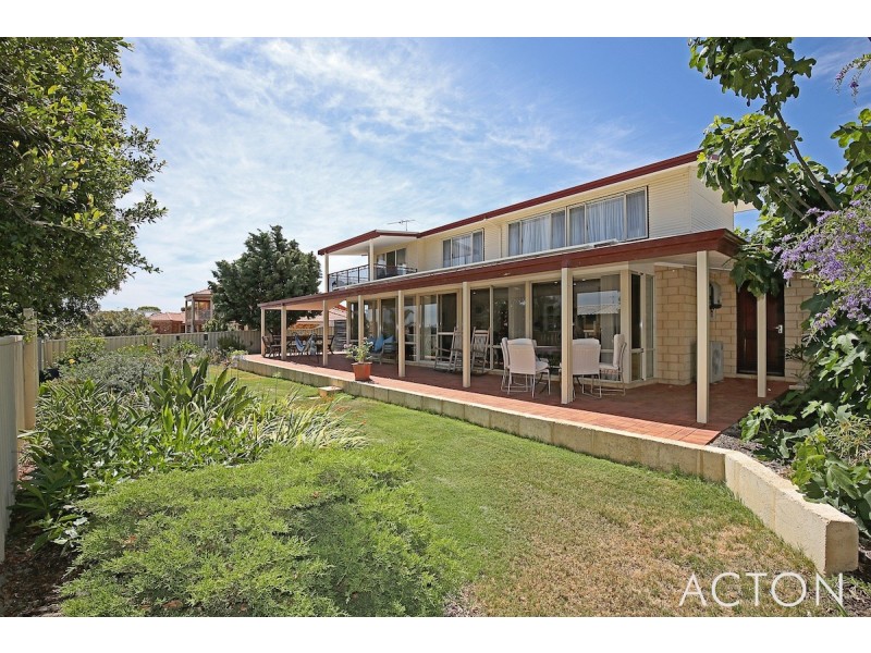 11 Chennile Vista, Halls Head WA 6210