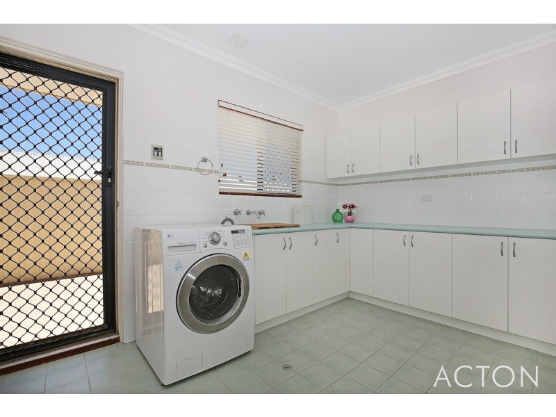 8 Fane Court, Singleton WA 6175