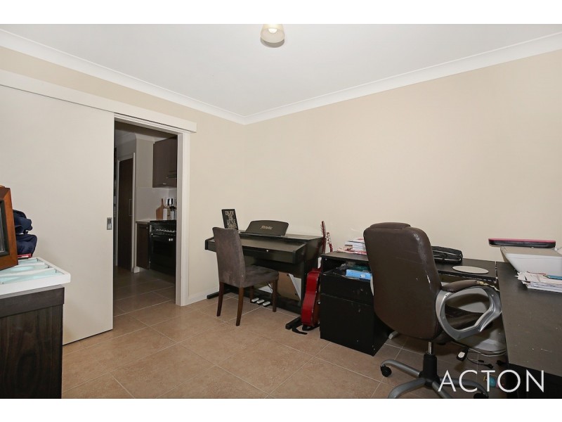 4 Hickman Road, Silver Sands WA 6210