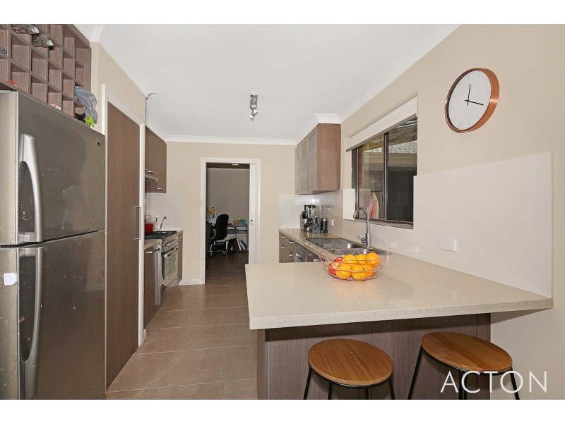 4 Hickman Road, Silver Sands WA 6210