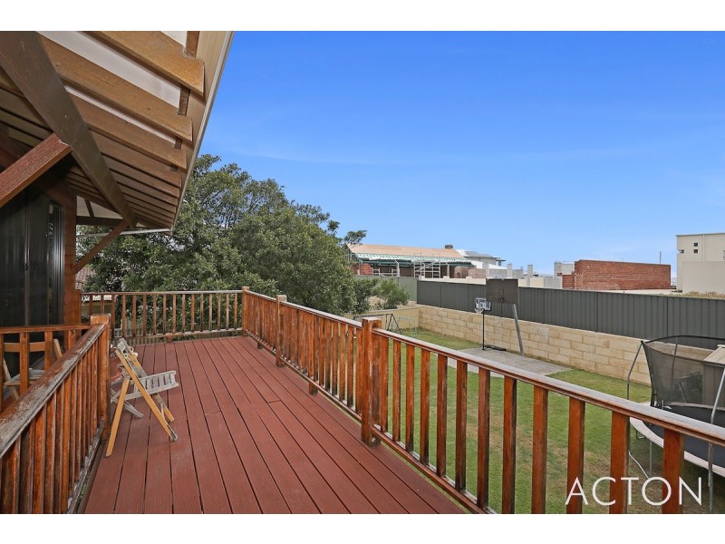 4 Hickman Road, Silver Sands WA 6210