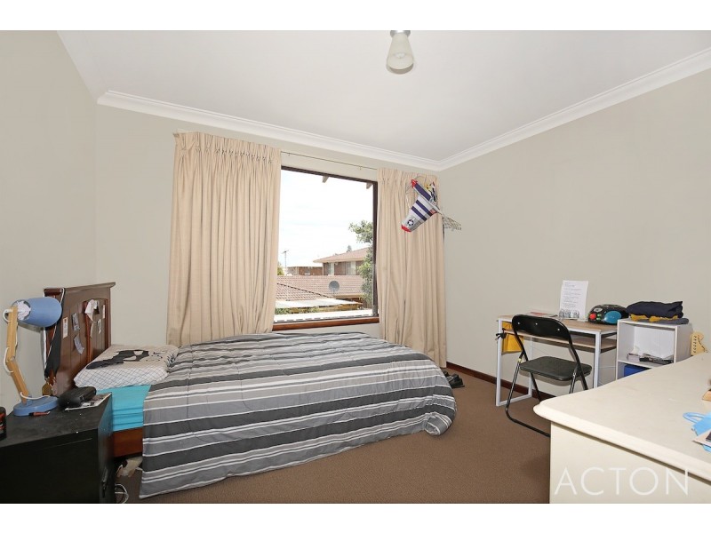 4 Hickman Road, Silver Sands WA 6210