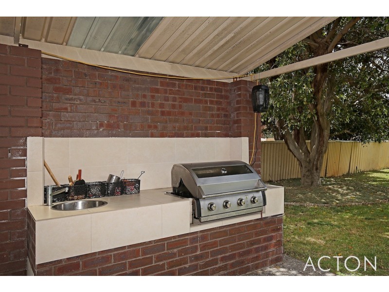 4 Hickman Road, Silver Sands WA 6210