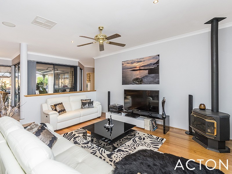 3 Wildflower Close, Singleton WA 6175
