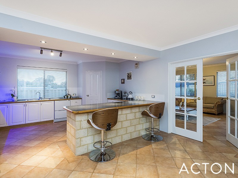 3 Wildflower Close, Singleton WA 6175