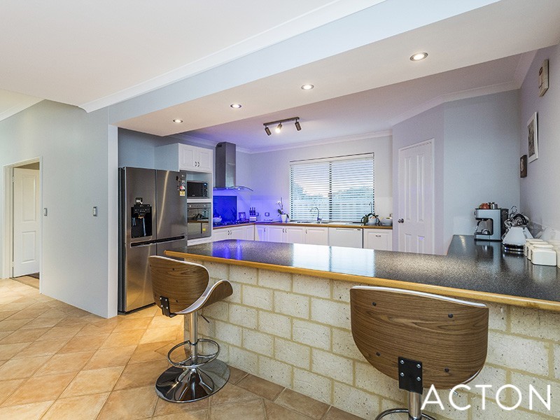 3 Wildflower Close, Singleton WA 6175