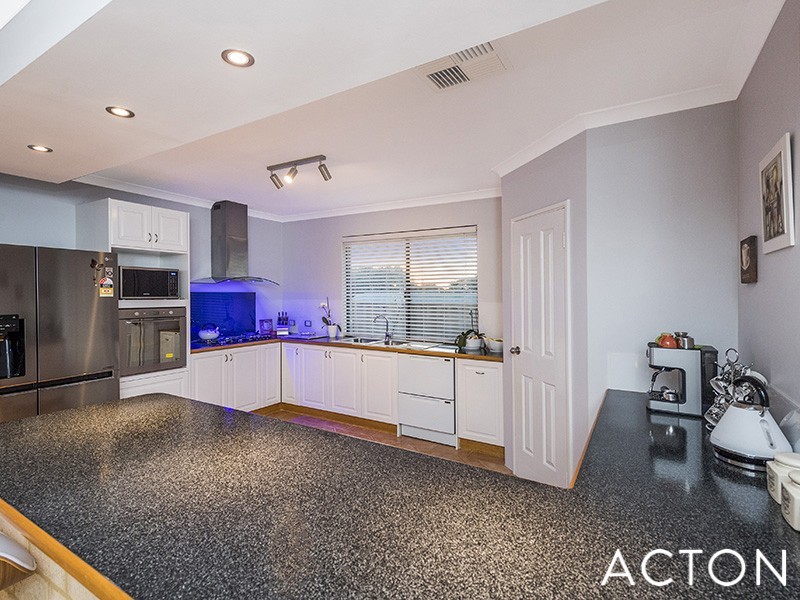 3 Wildflower Close, Singleton WA 6175