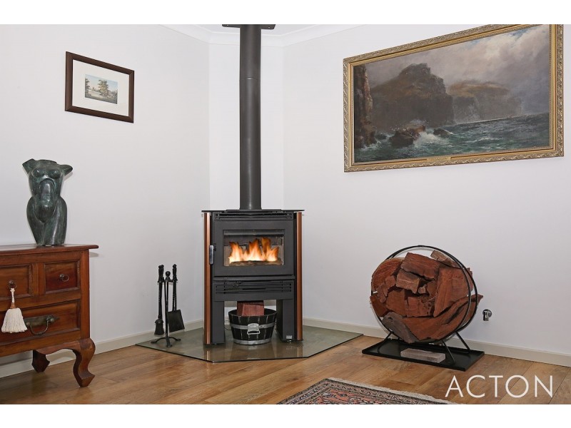 10 Senecio Way, Halls Head WA 6210