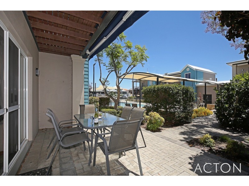 51/20 Apollo Place, Halls Head WA 6210