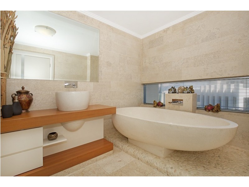 3/12 Cannaregio Square, Mandurah WA 6210