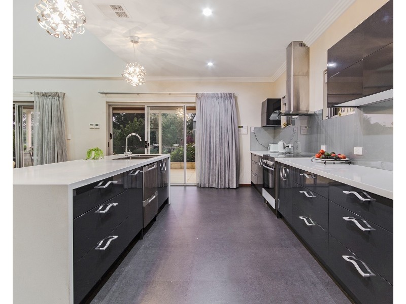 18 Fairbairn Road, Serpentine WA 6125