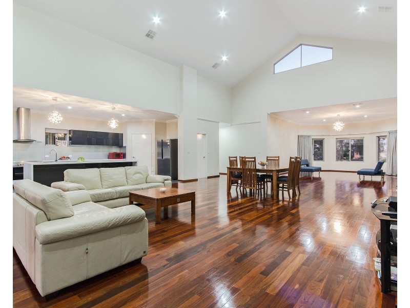 18 Fairbairn Road, Serpentine WA 6125