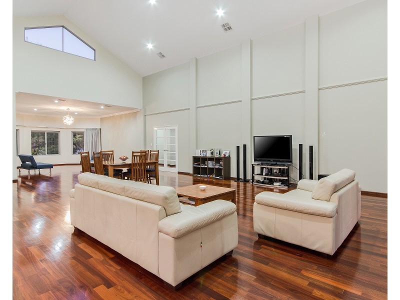 18 Fairbairn Road, Serpentine WA 6125