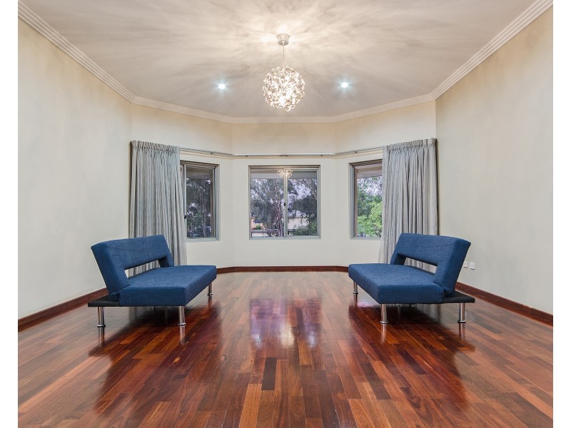 18 Fairbairn Road, Serpentine WA 6125