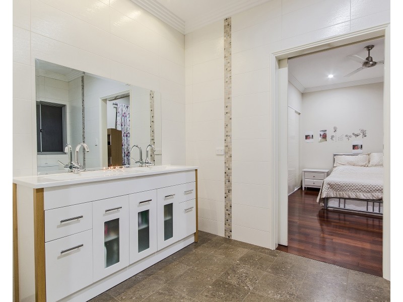 18 Fairbairn Road, Serpentine WA 6125