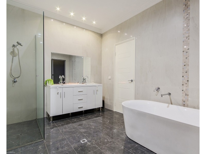 18 Fairbairn Road, Serpentine WA 6125