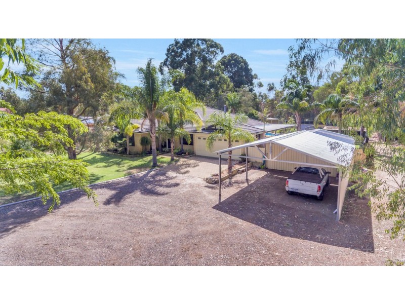 20 Fielder Rd, Serpentine WA 6125
