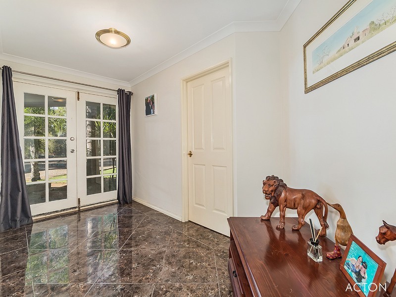 20 Fielder Rd, Serpentine WA 6125