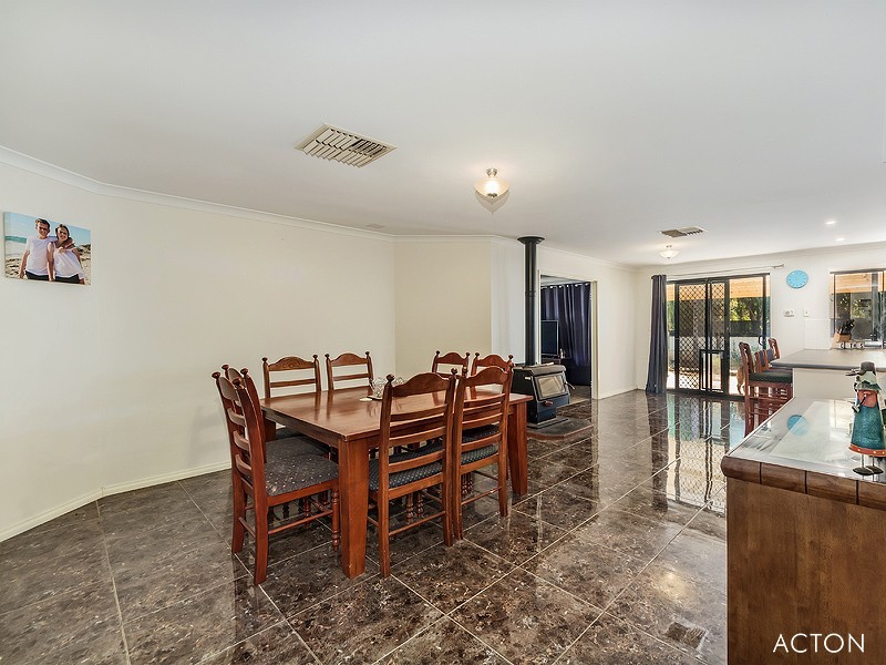 20 Fielder Rd, Serpentine WA 6125