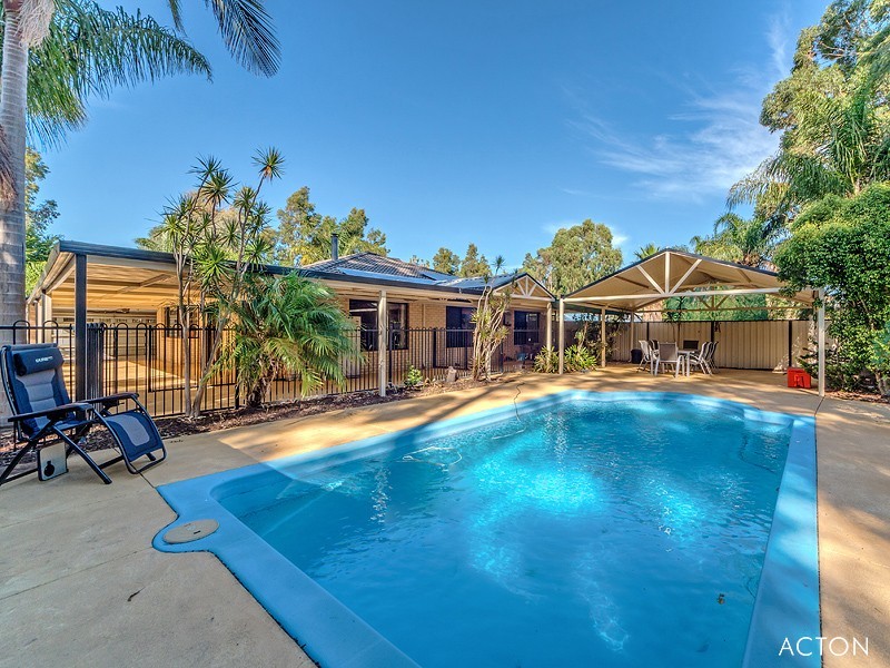 20 Fielder Rd, Serpentine WA 6125