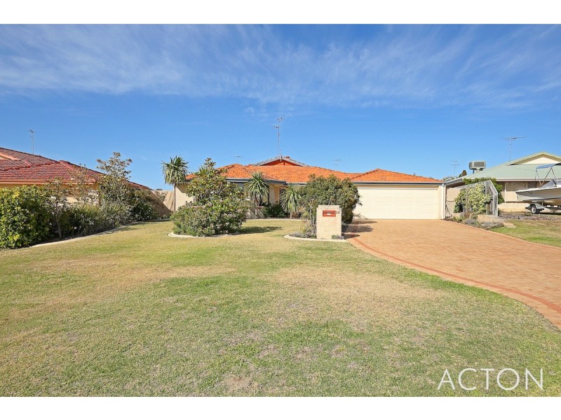 24 Aldenham Heights, Halls Head WA 6210