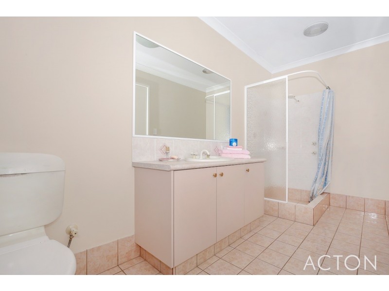 24 Aldenham Heights, Halls Head WA 6210