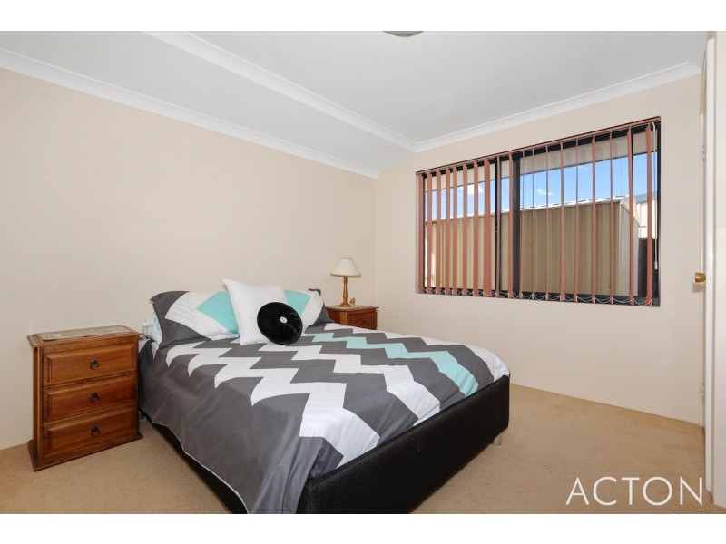 24 Aldenham Heights, Halls Head WA 6210