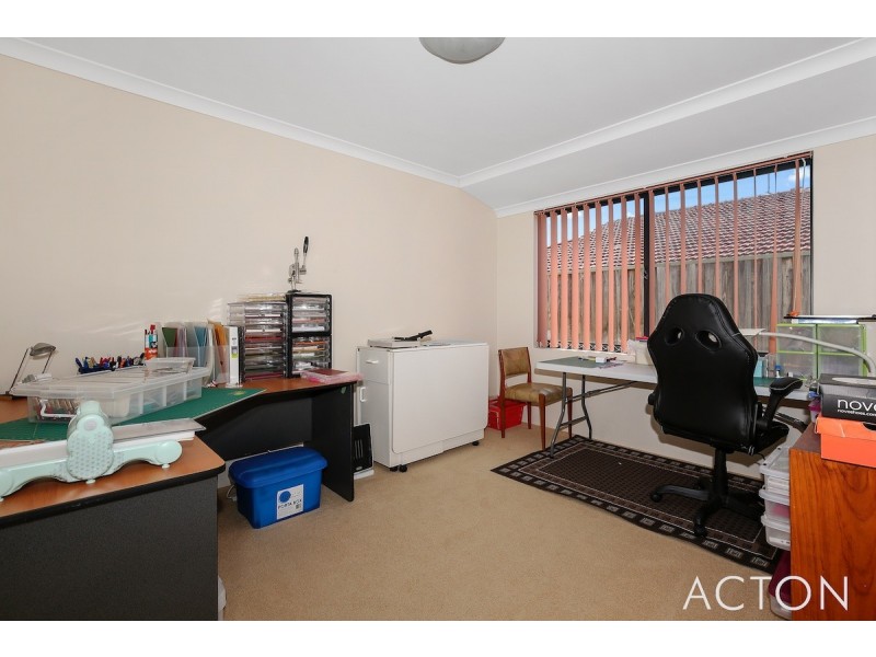 24 Aldenham Heights, Halls Head WA 6210