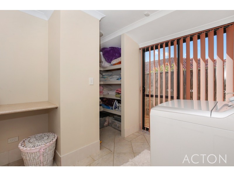 24 Aldenham Heights, Halls Head WA 6210