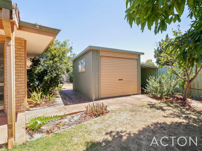 32 Hanson Way, Dudley Park WA 6210