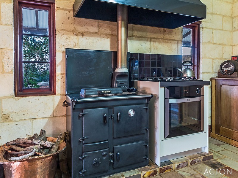 3345 South Western Highway, Keysbrook WA 6126