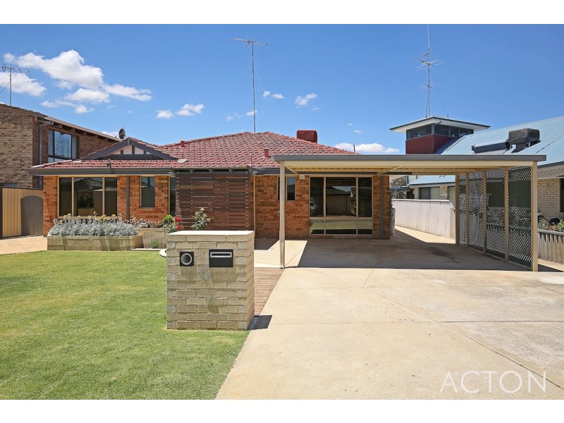 6 Woolah Place, South Yunderup WA 6208