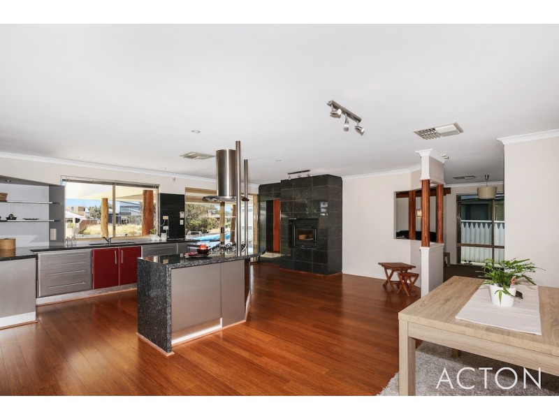 6 Woolah Place, South Yunderup WA 6208